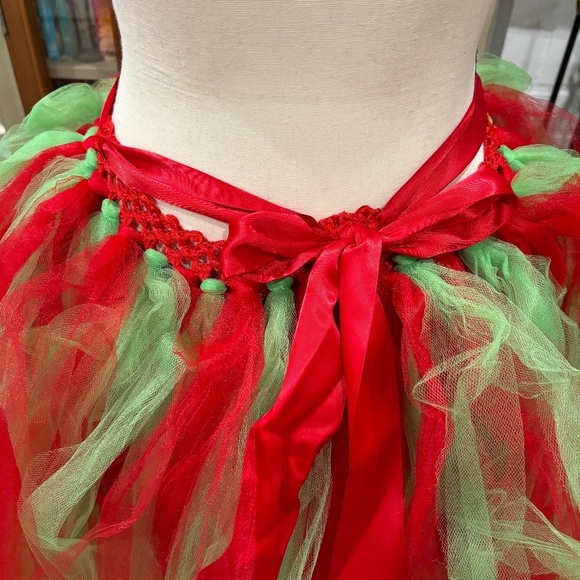 Christmas Red & Ivy Extra Full LED Lit Maxi Tulle Skirt - Picture 5 of 10